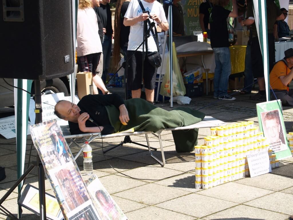 Dr. Franjo Grotenhermen als der deutsche Fachmediziner für unsere sicherste Medizin!