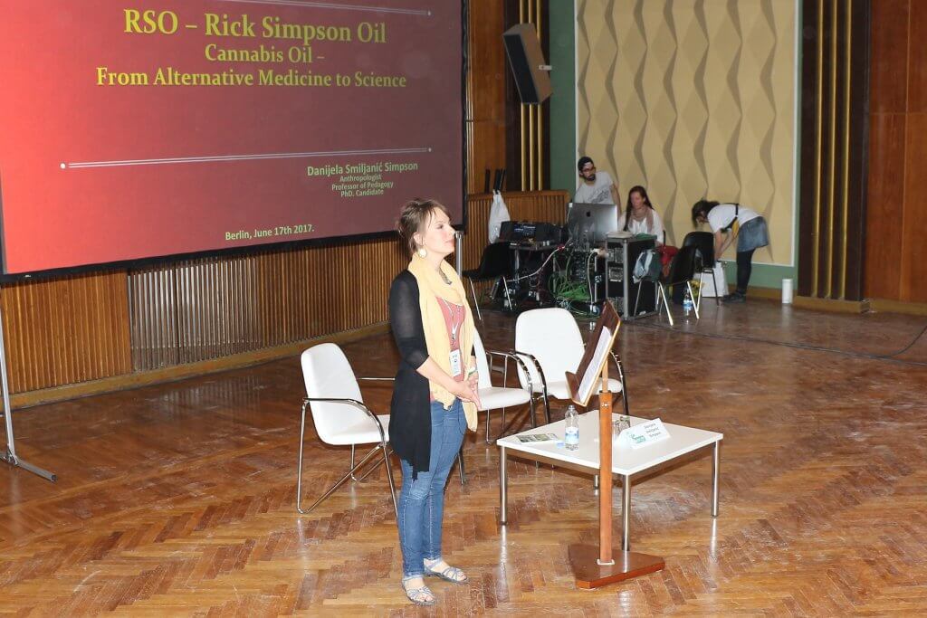 Danijela Smiljanic Simpson über Rick Simpson Öl