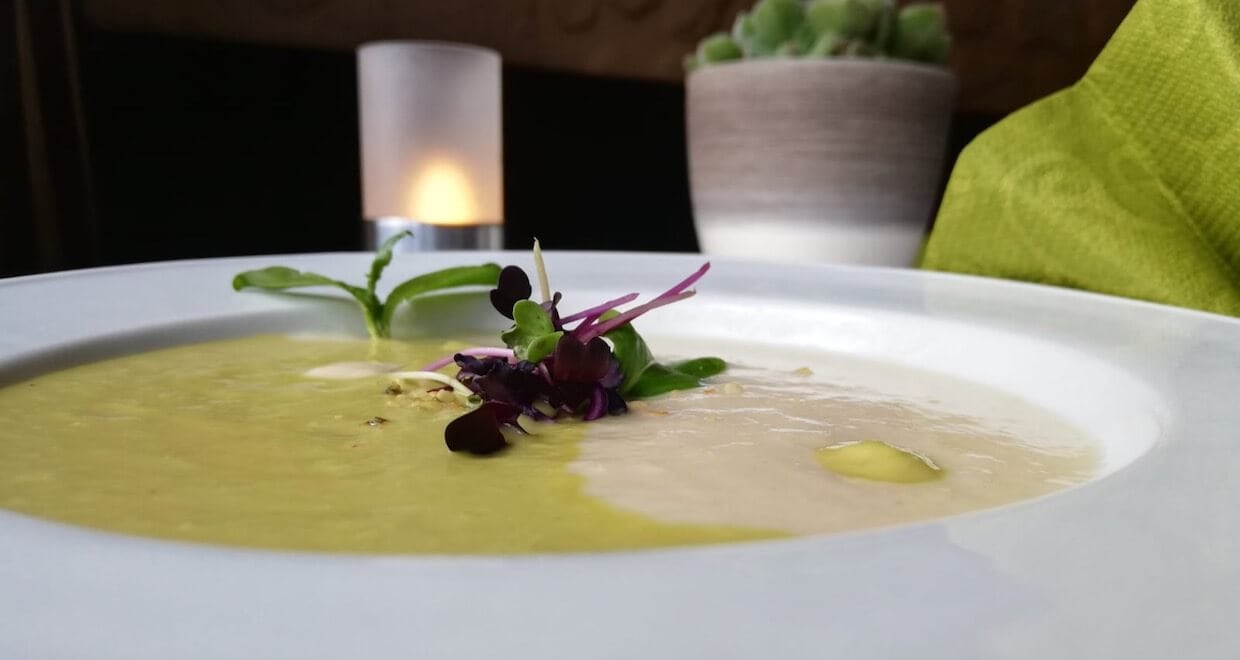 Duett von der Spargelsuppe mit Hanfprotein - Koch Rezepte mit Hanf