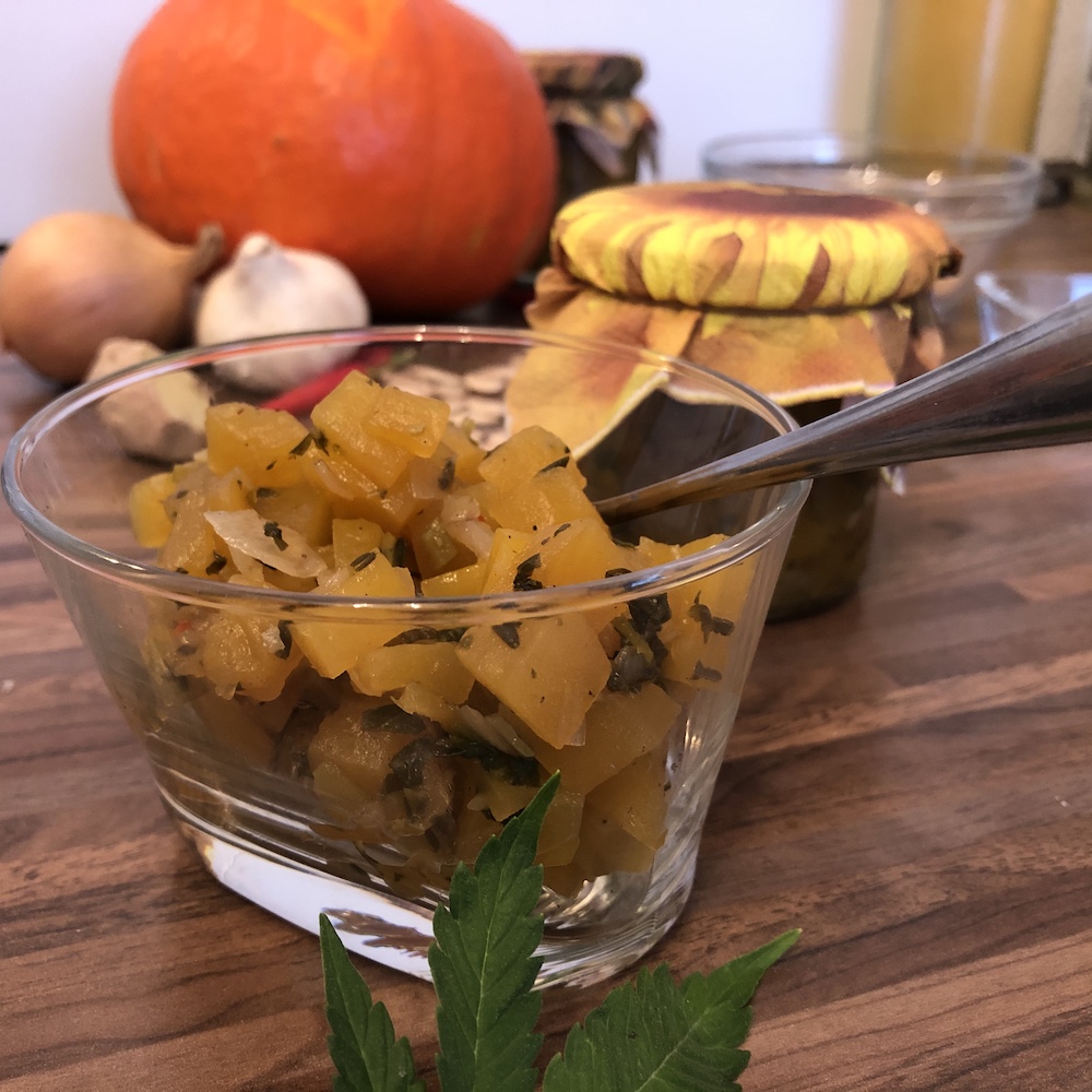 Kürbis Hanf Chutney
7