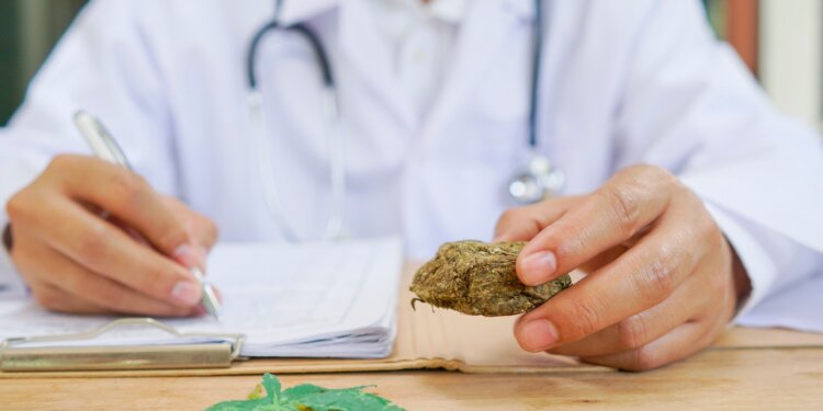 Nationalrat-vereinfacht-Zugang-zu-medizinischem-Cannabis