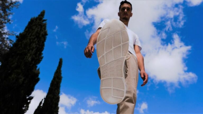 8000Kicks Hanf-Sneakers – In Zukunft Schritt halten - Reportagen - Hanf