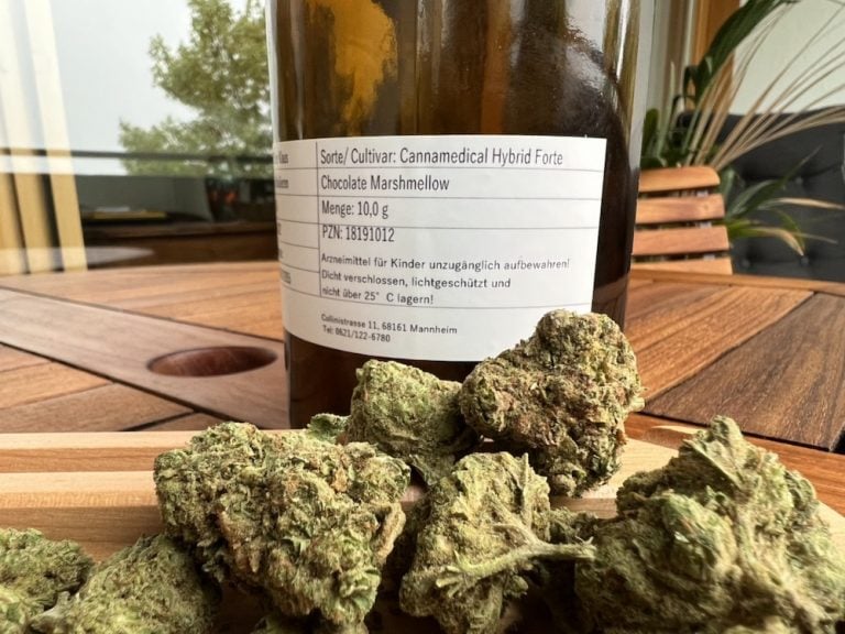 Medizinalcannabis Strain Review Cannamedical Hybrid Forte/Chocolate Marshmallows Strain